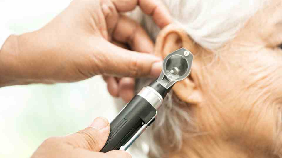 7 Tips for Improving Your Health in the New Year: Prioritising Ear Health