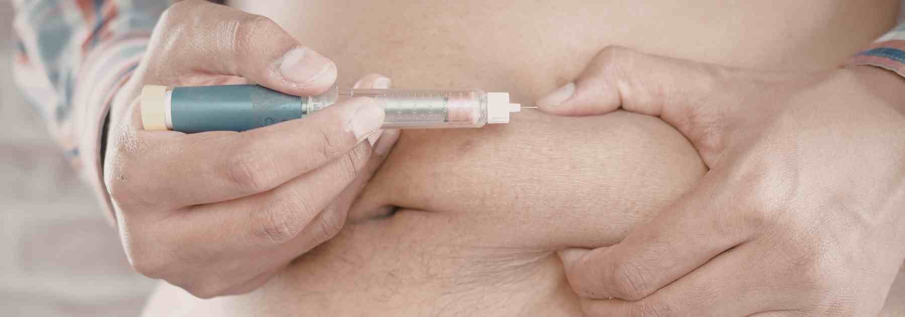 Administering private weight loss injections